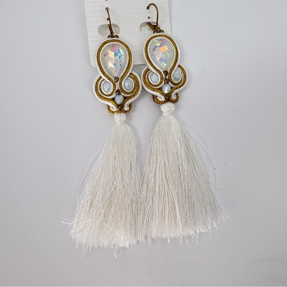 Soutache Russian Braid Handmade Tassel Earrings
White/Gold Summer Resort Wear - Picture 3 of 10